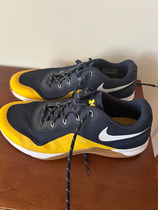 Nike Other - Nike UM Limited Edition Maize and Blue